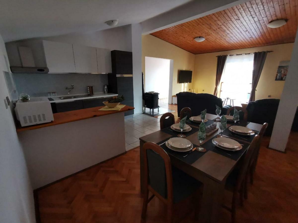 Villa Nava Бенковац Екстериор снимка